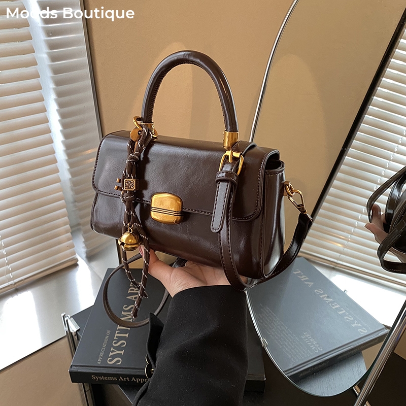 حقائب يد كلاسيكية على الموضة ل - مراجعة Vintage Fashion Boutique وسعره