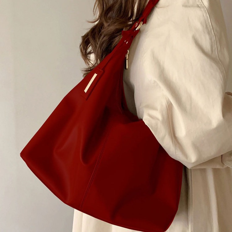 حقيبة حمل كلاسيكية ذات سعة كبي - مراجعة Vintage Fashion Shop وسعره