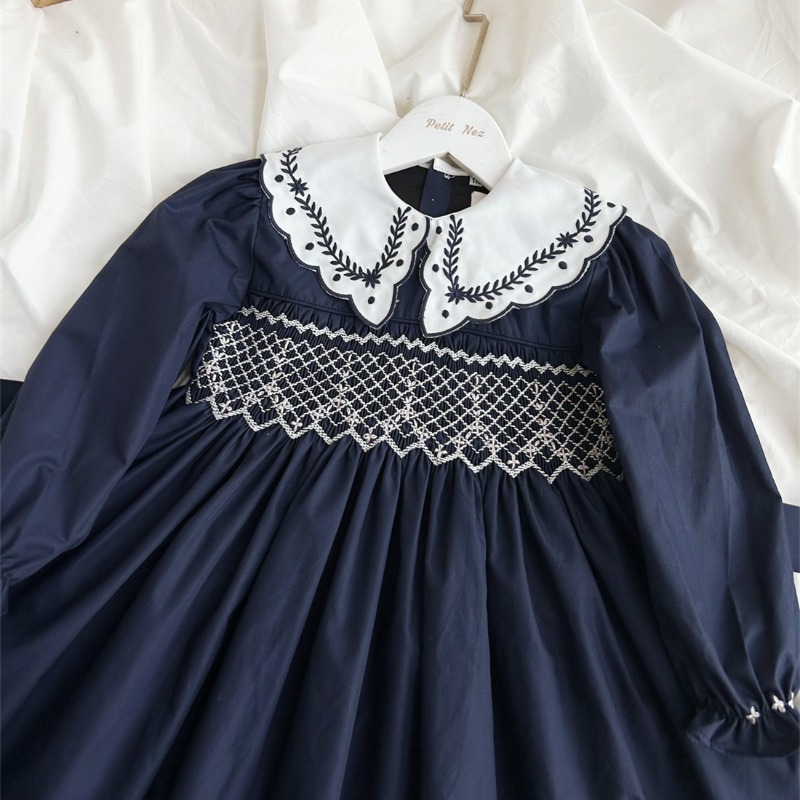 فستان بناتي طويل الأكمام مطرز  - مراجعة Vintage Fashion Boutique وسعره