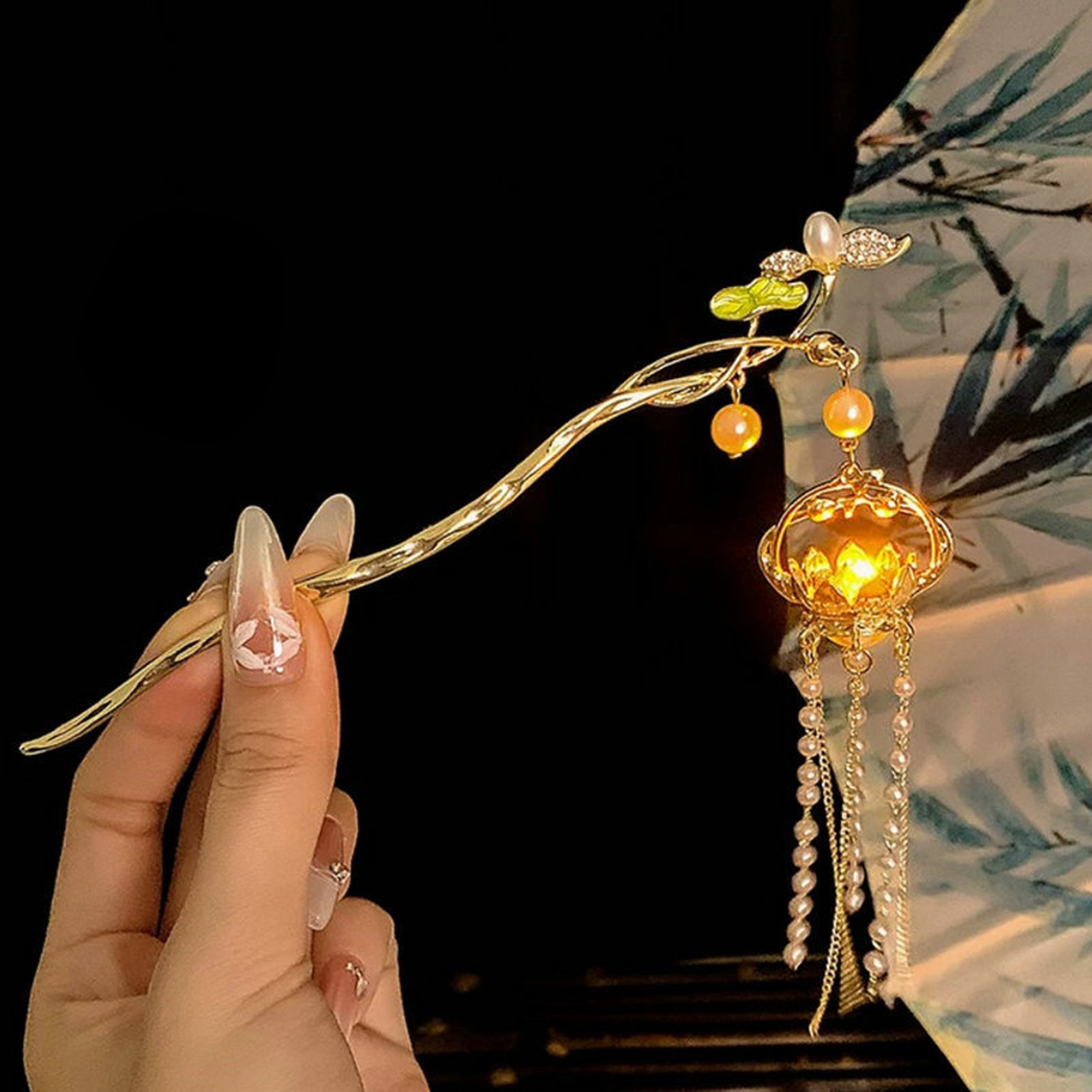 دبوس شعر على شكل زهرة مضيئة لل - مراجعة Vintage Fashion Shop وسعره