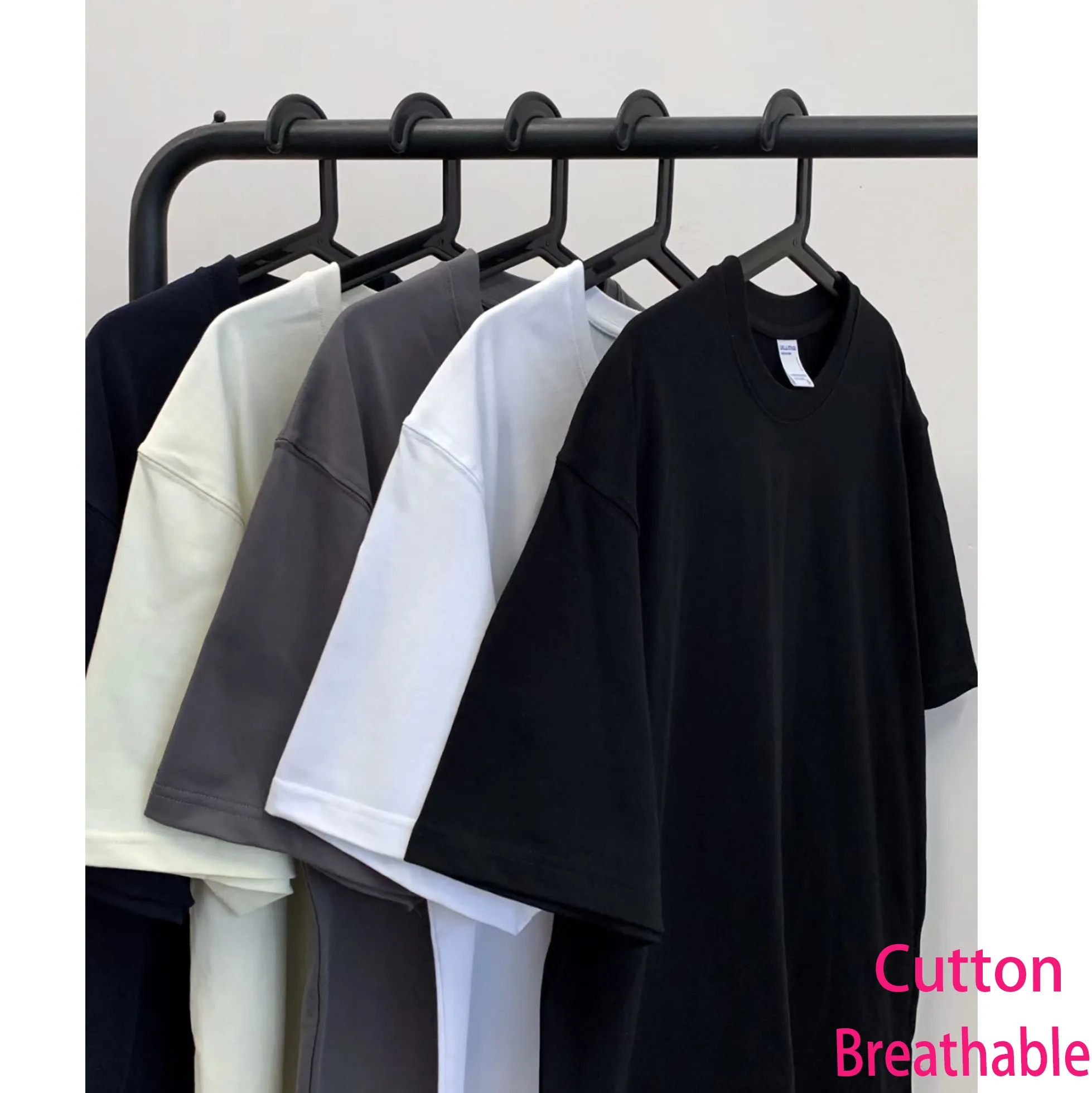 تي شيرت عتيق The Itchy Scratch - مراجعة Vintage Fashion Show وسعره
